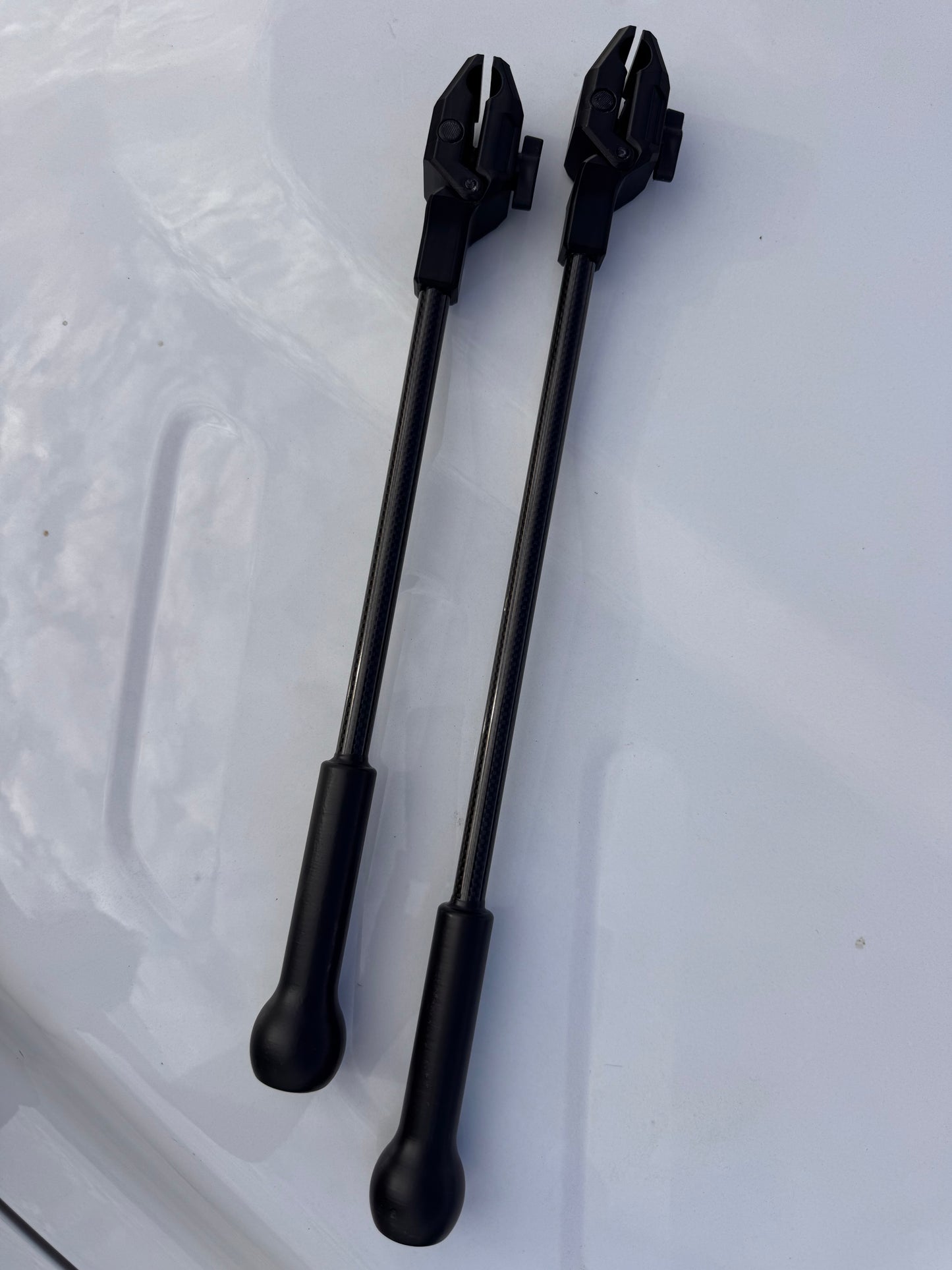 The Bridge Stick 20” Glossy